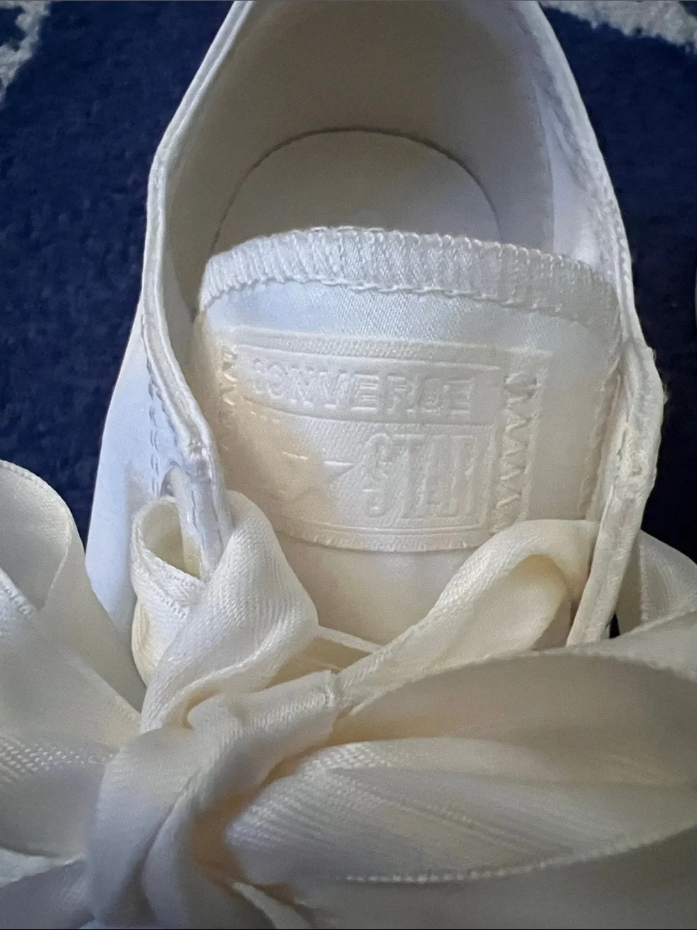 Converse cream color